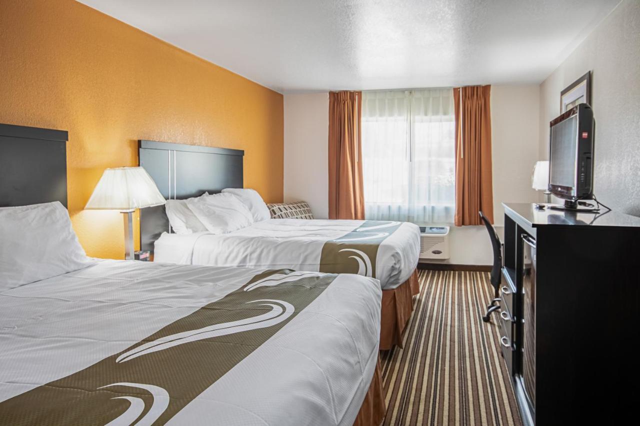 Quality Inn Dodge City Dış mekan fotoğraf